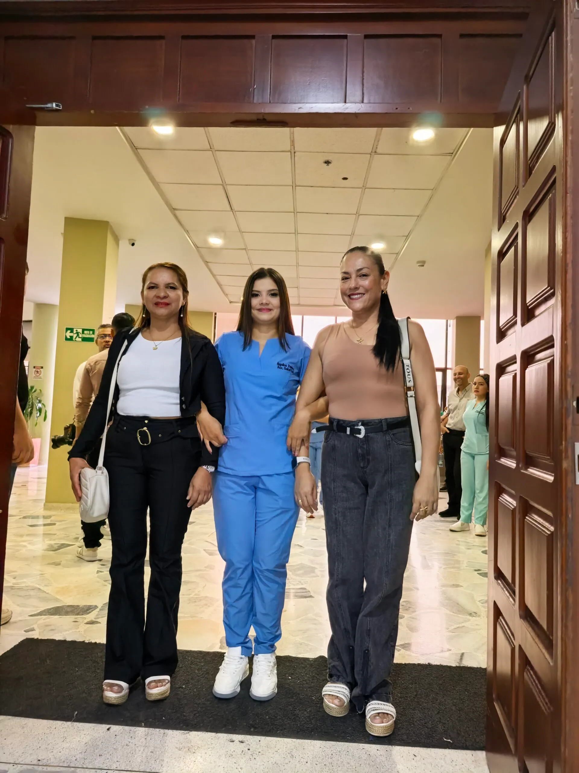 Estudiantes de ECSALUD en actividades académicas y prácticas (foto 2)