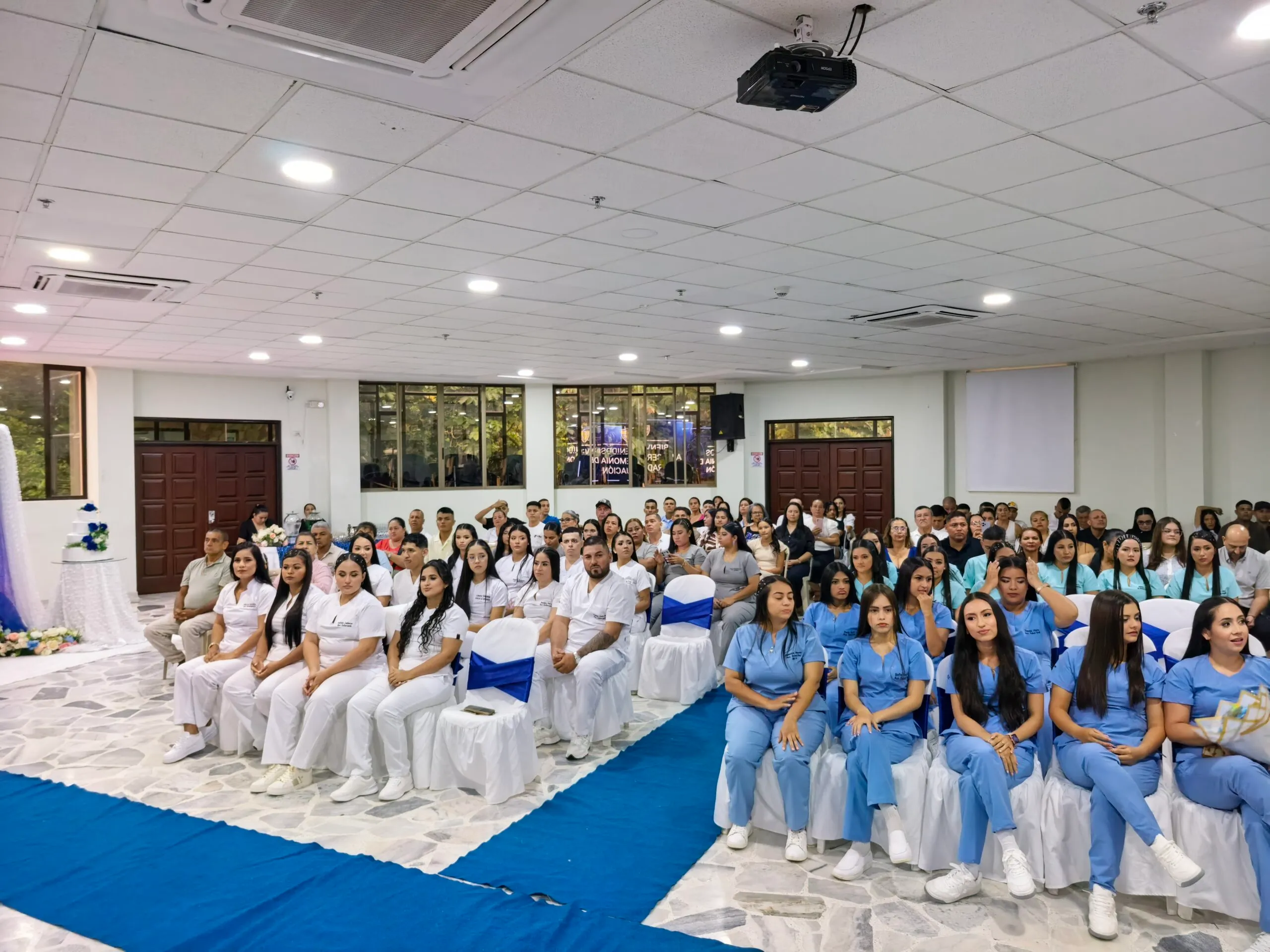 Estudiantes de ECSALUD en actividades académicas y prácticas (foto 4)
